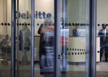 Deloitte overhauls grad scheme as AI takes over audit grunt work