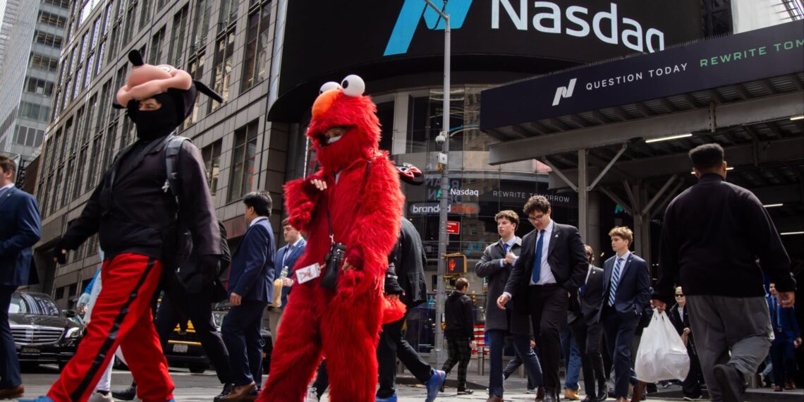 Investors reluctant to ‘buy the dip’ after AI scares – Financial Times