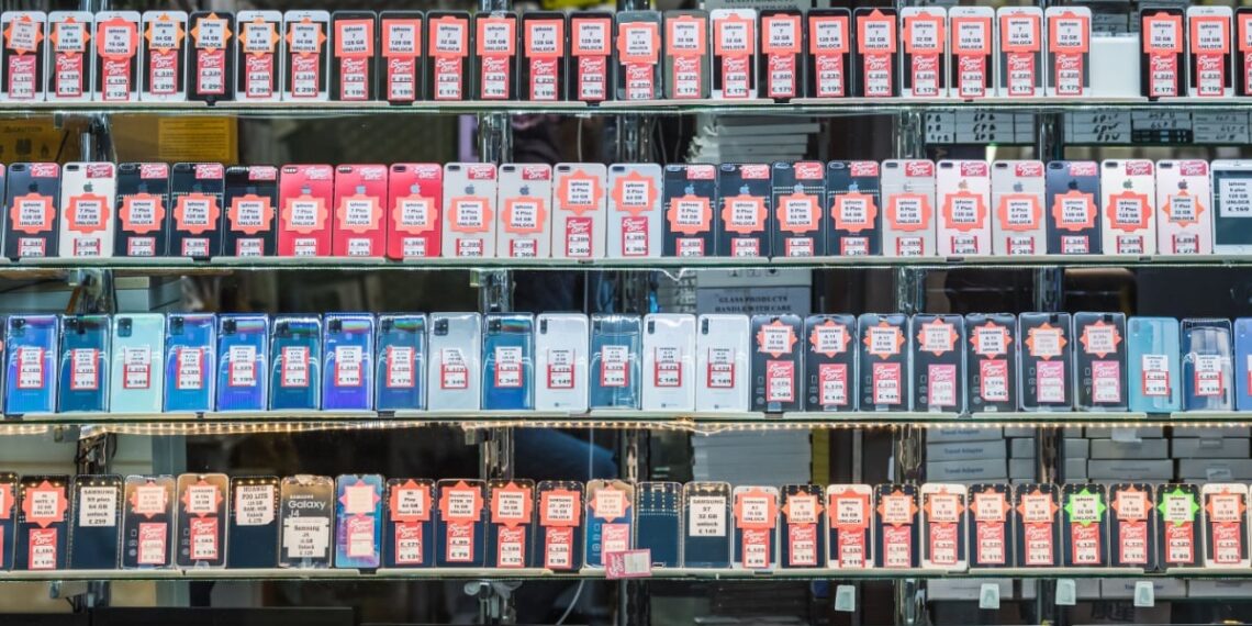 AI features blamed for Samsung Galaxy S25 resale slump • The Register