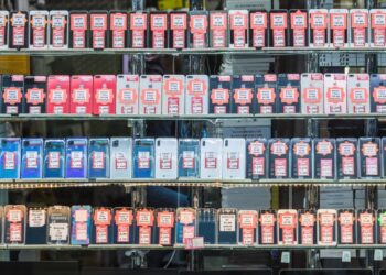 AI features blamed for Samsung Galaxy S25 resale slump • The Register