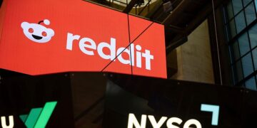 Reddit on the rise: What is it and why is AI search popularising it?